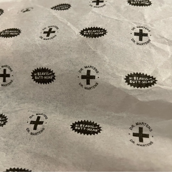 NWT Doc Martens x Beavis and Butthead collaboration (RARE) Men’s 8 / Women’s 9 - Picture 9 of 9